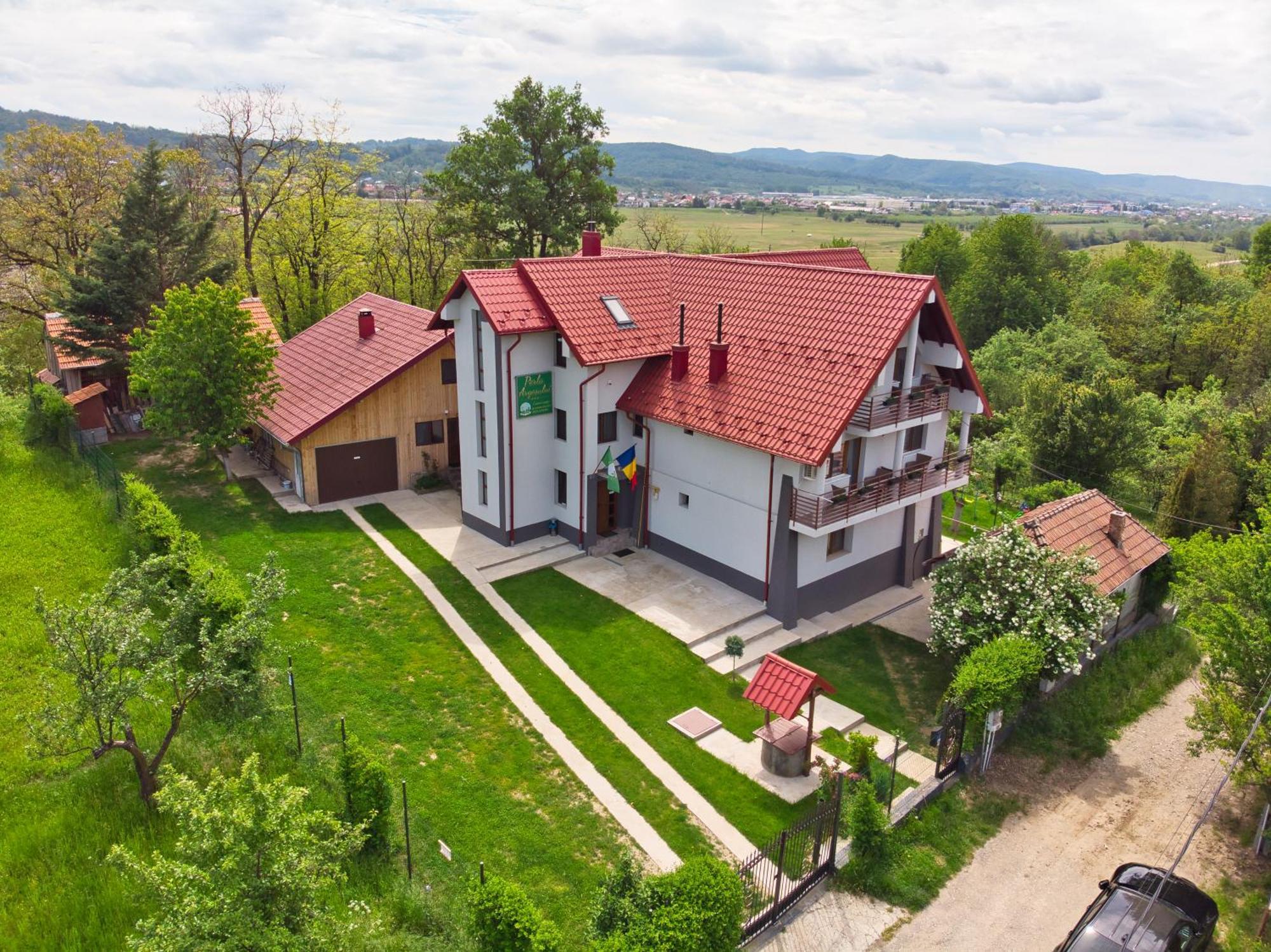 Perla Argesului, Ciubar, Piscina, Lift, Gratar, Cabana, Pensiuni, Hotel Cazare Transfagarasan Curtea De Arges Albestii de Arges Екстериор снимка