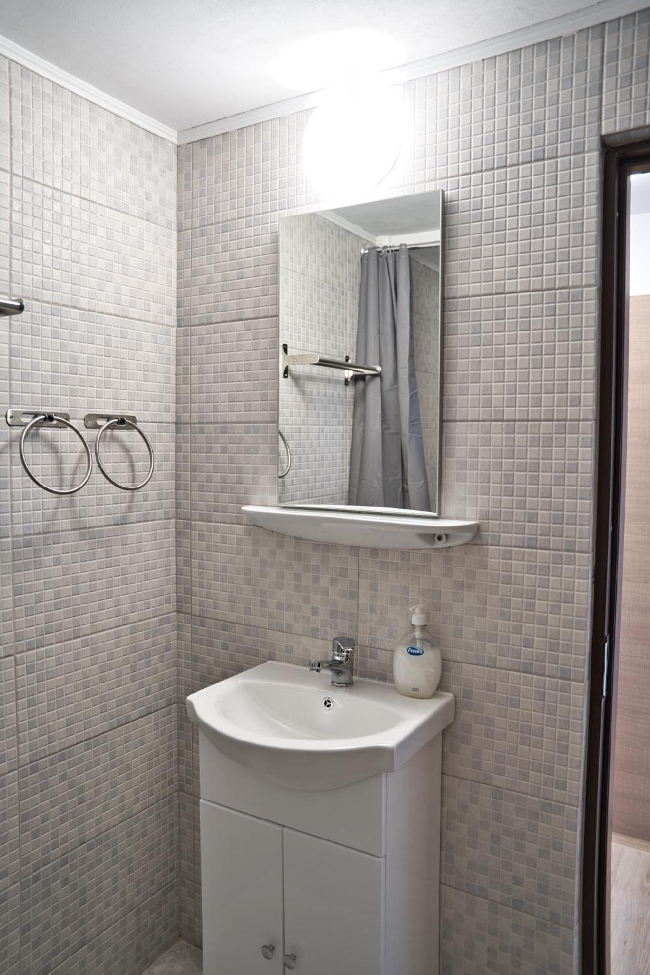 Perla Argesului, Ciubar, Piscina, Lift, Gratar, Cabana, Pensiuni, Hotel Cazare Transfagarasan Curtea De Arges Albestii de Arges Стая снимка