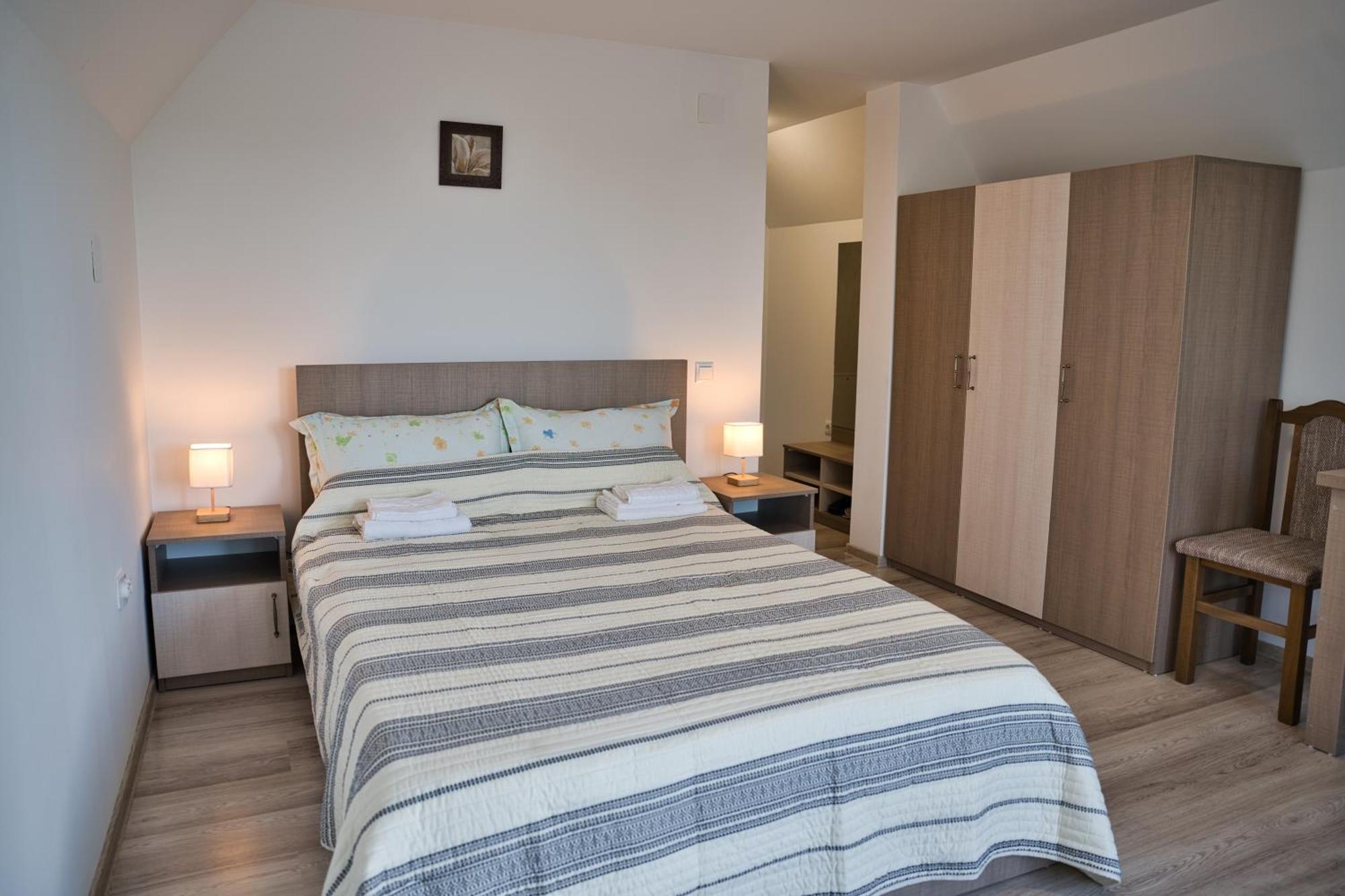 Perla Argesului, Ciubar, Piscina, Lift, Gratar, Cabana, Pensiuni, Hotel Cazare Transfagarasan Curtea De Arges Albestii de Arges Екстериор снимка