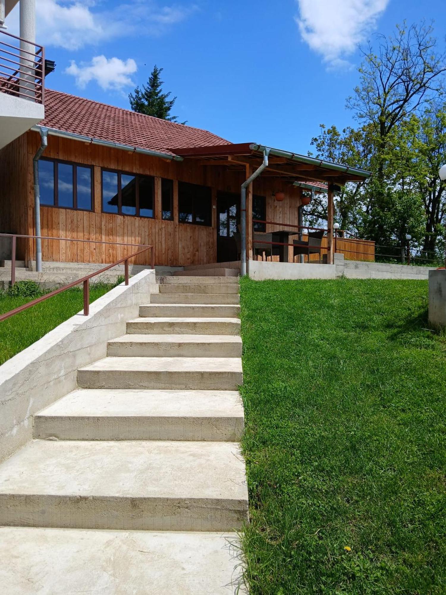 Perla Argesului, Ciubar, Piscina, Lift, Gratar, Cabana, Pensiuni, Hotel Cazare Transfagarasan Curtea De Arges Albestii de Arges Екстериор снимка